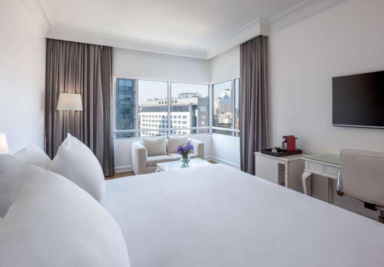 Radisson Plaza