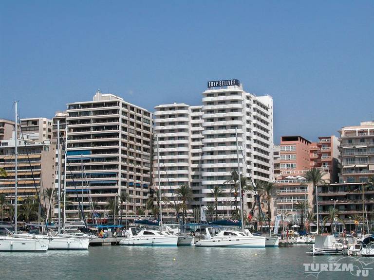 Tryp Bellver