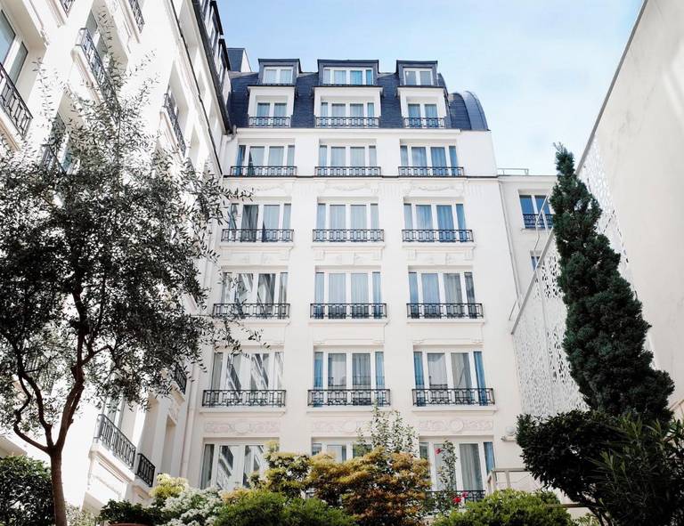 Rochester Champs Elysees