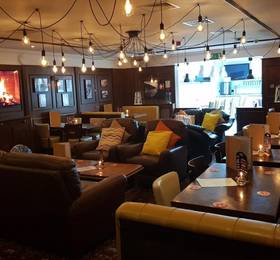 Gatwick Belmont Guest House в Лондоне