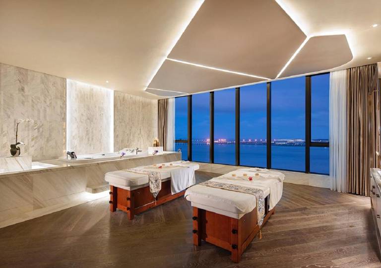 Grand Bay View