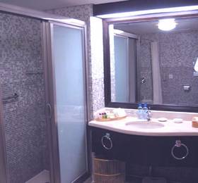 Merryland Resort в Гуйлине