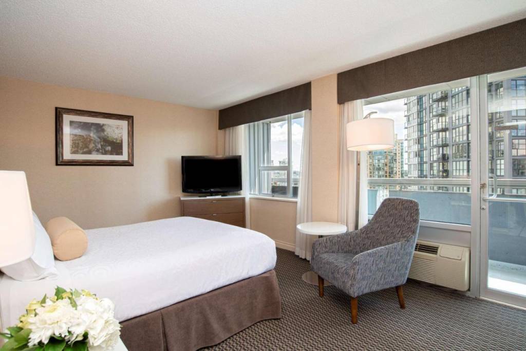 B W Chateau Granville 4*