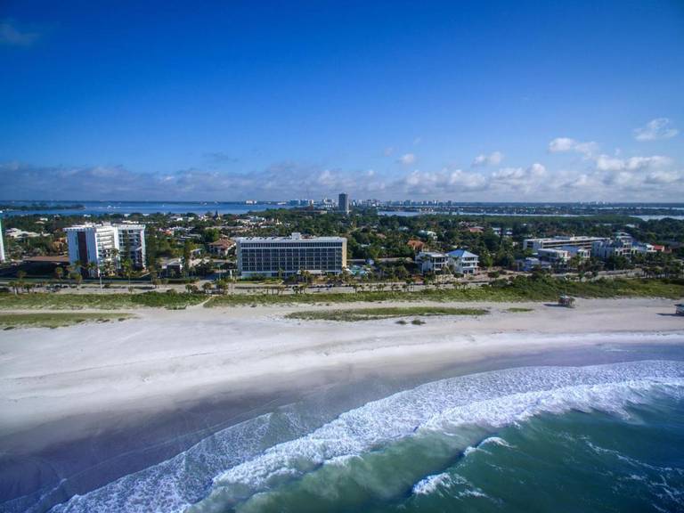 Holiday Inn Lido Beach