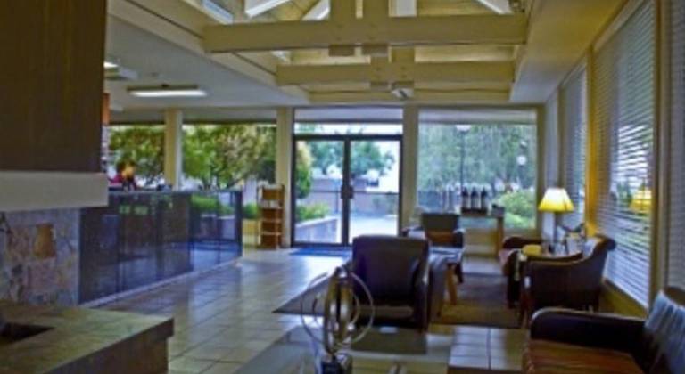 Best Western Village Inn