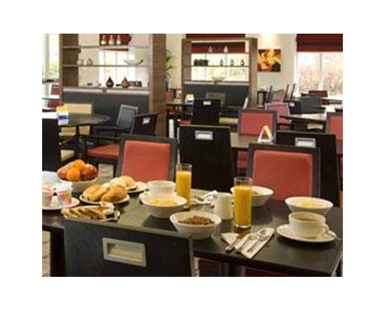 Express By Holiday Inn
