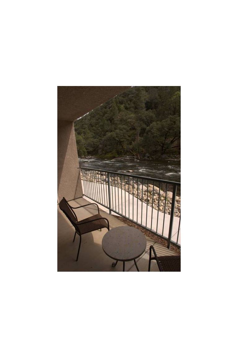 Yosemite View Lodge