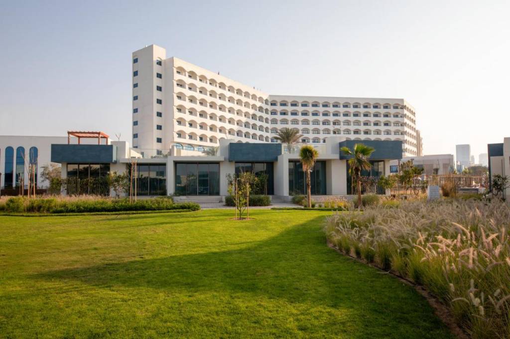 Ajman Hotel 5*