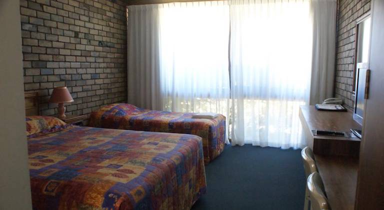 Homestead Motor Inn