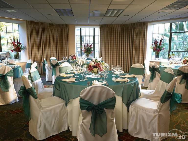 Sheraton Grand Sacramento Hotel