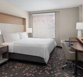 Holiday Inn в Хазбрук Хейтсе