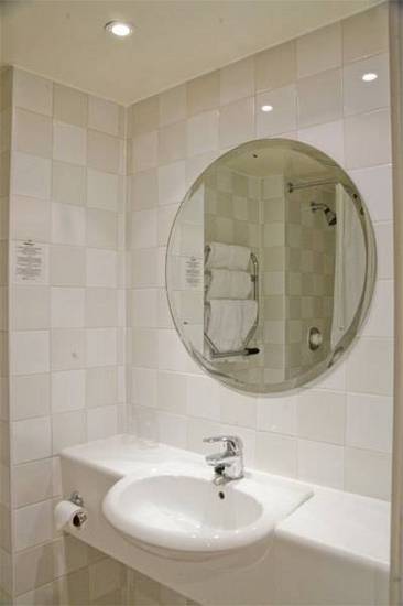 Holiday Inn 3* Великобритания, Басилдон
