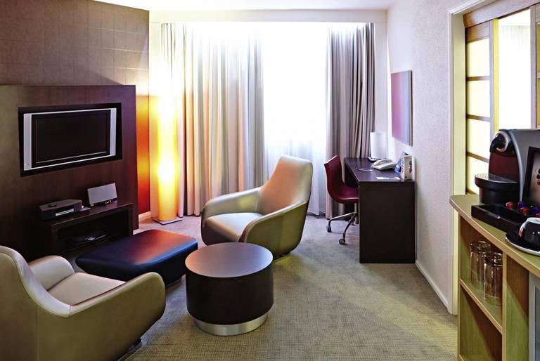 Novotel