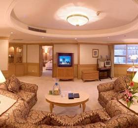Green Land Hotel в Куньмине