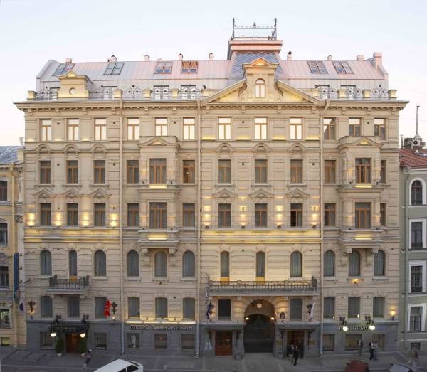 Петро Палас Отель 5*