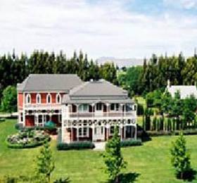 Old St Mary's Convent в Бленеме