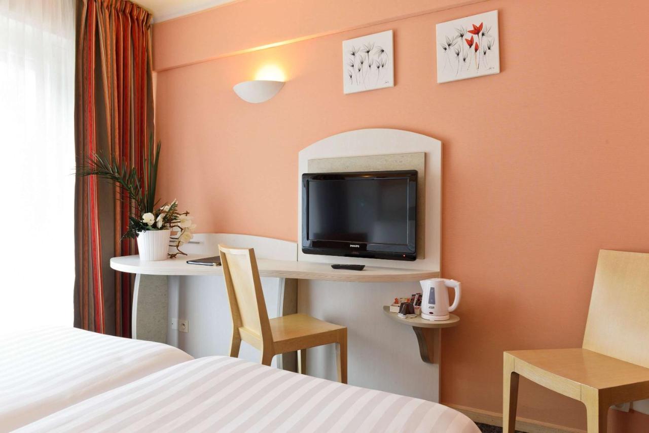 Astoria 3*