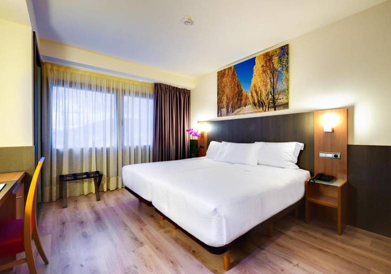 Maisonnave 4* Испания, Памплона
