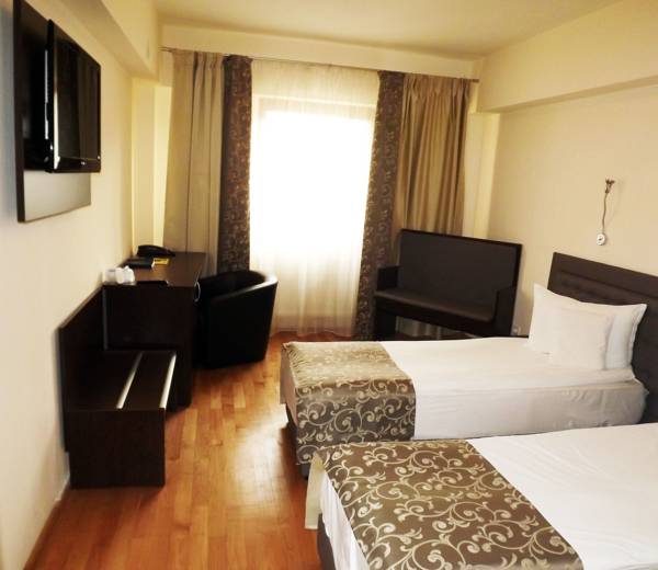 Hotel Phoenix 3* Румыния, Арад