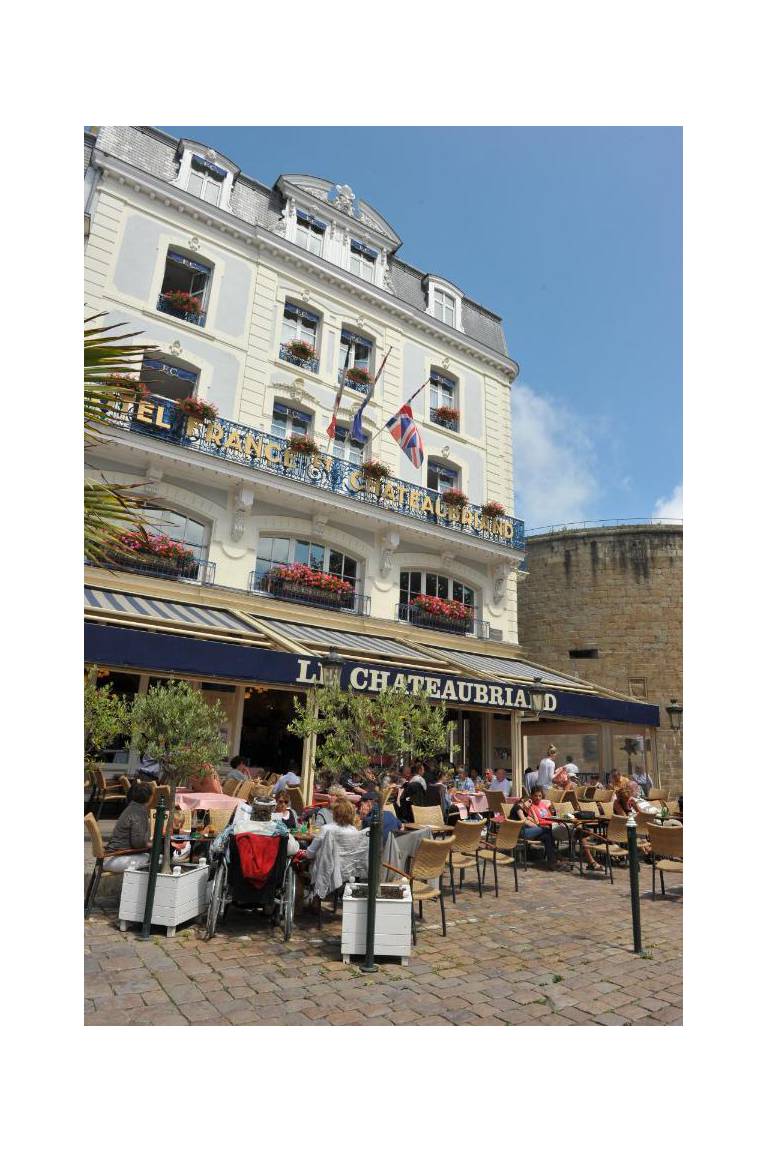 Hotel De France et Chateaubriand