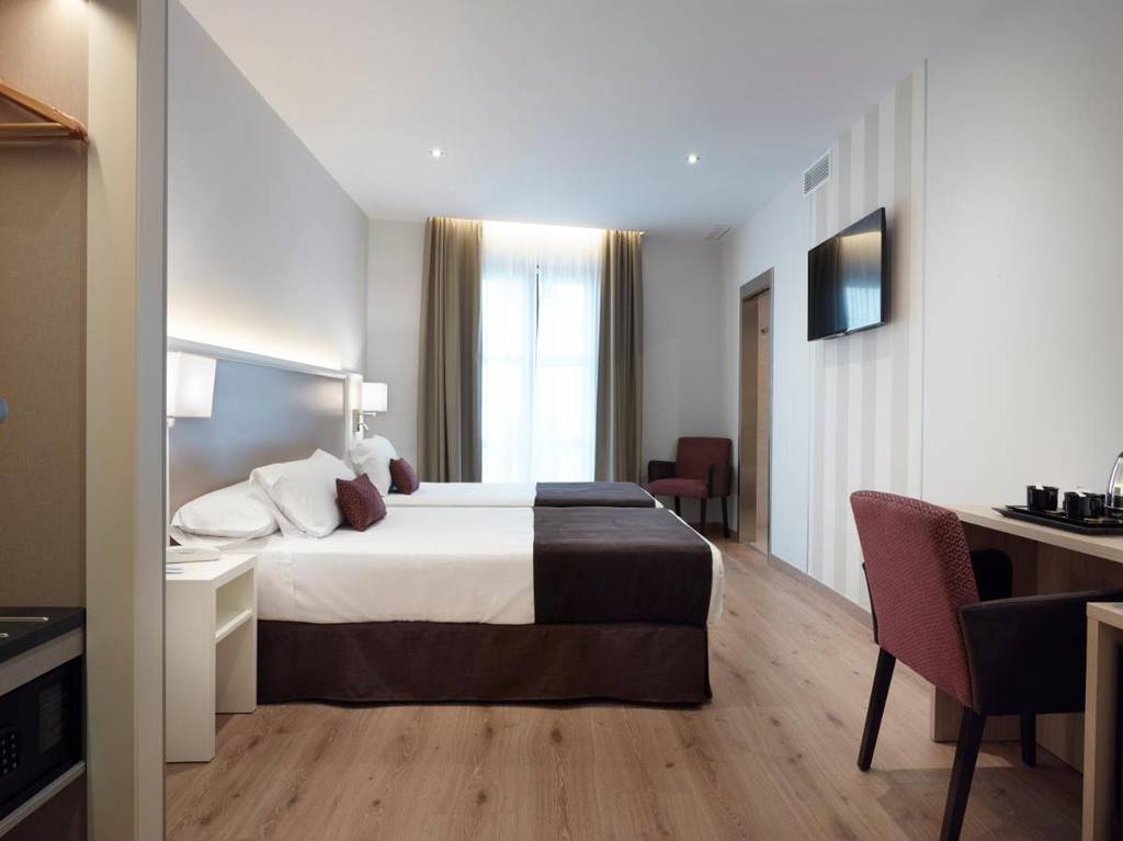 Hotel Maestranza 4*