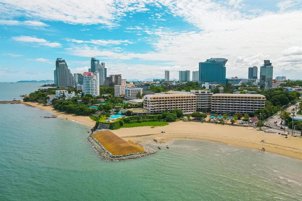 Dusit Thani Pattaya 5*