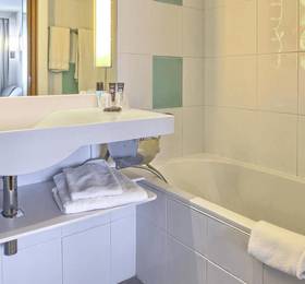 Novotel в Шартре