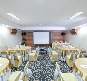 Singgasana Hotel Surabaya в Сурабае