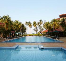 Отдых в Holiday Villa Beach Resort & Spa Cherating, Cherating - Малайзия, Чератинг