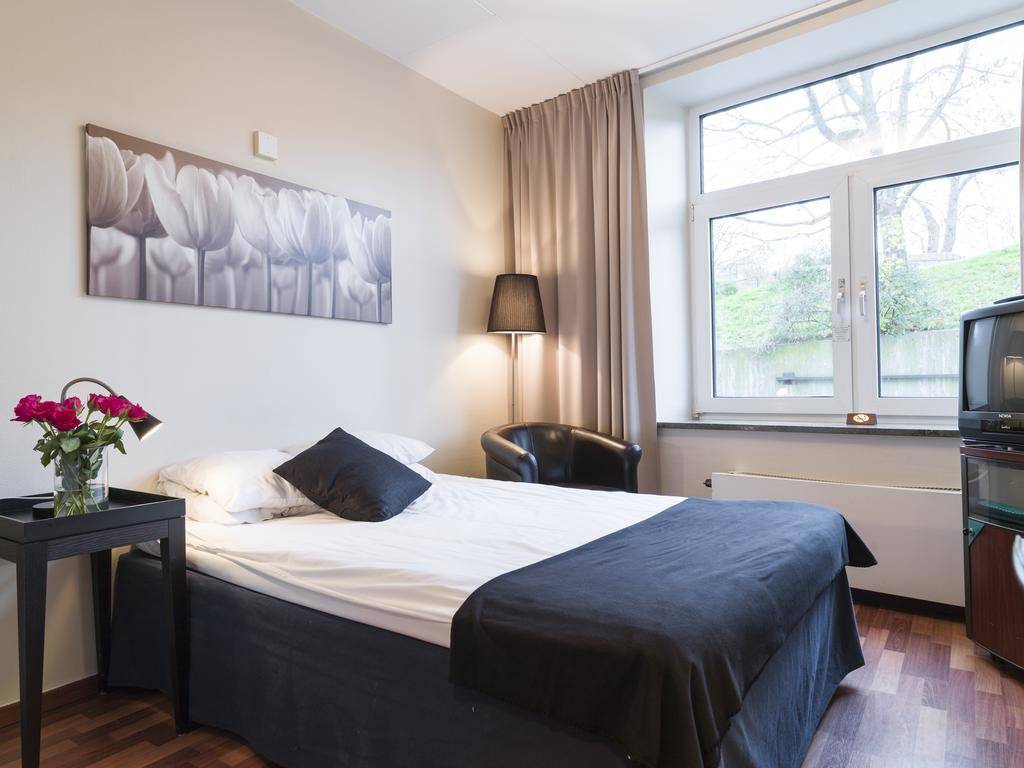 First Hotel Martenson 4*