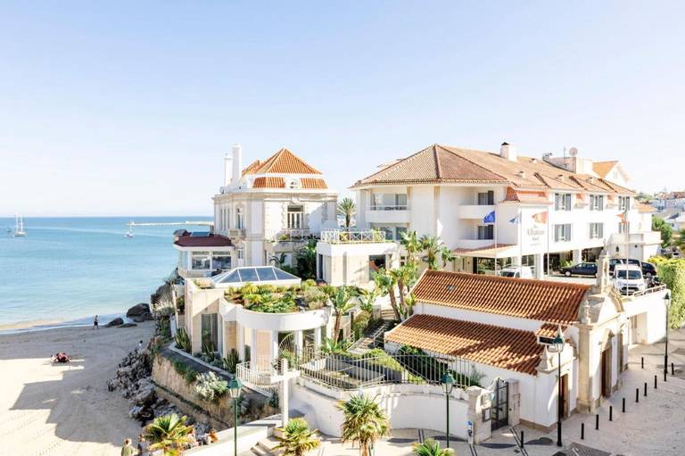 The Albatroz Hotel
