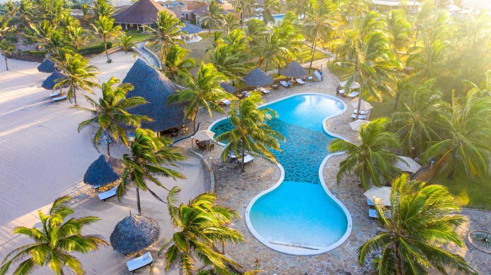 Ocean Beach Resort & Spa 5* Кения, Малинди