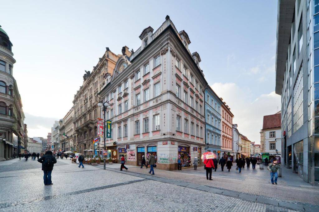 Prague Inn 4*