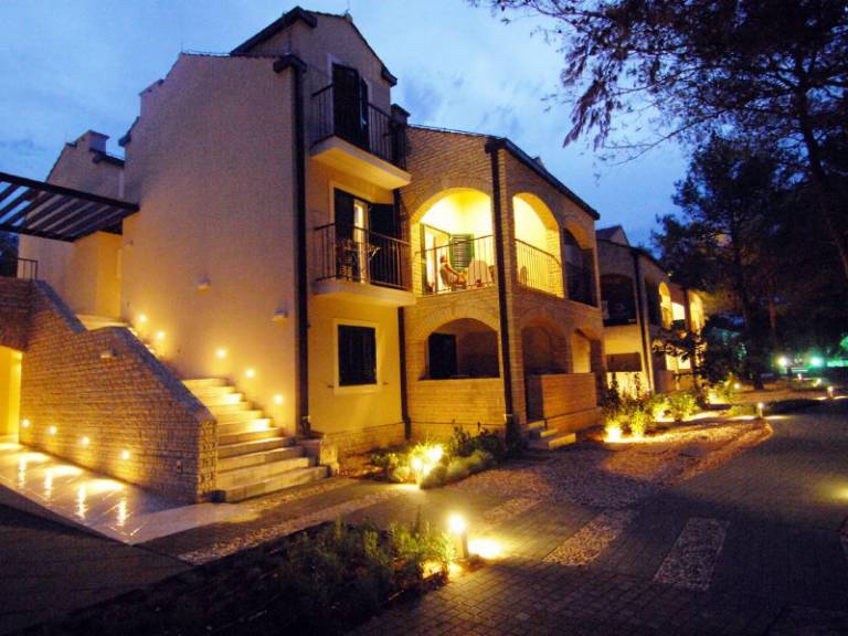 Zaton Holiday Resort