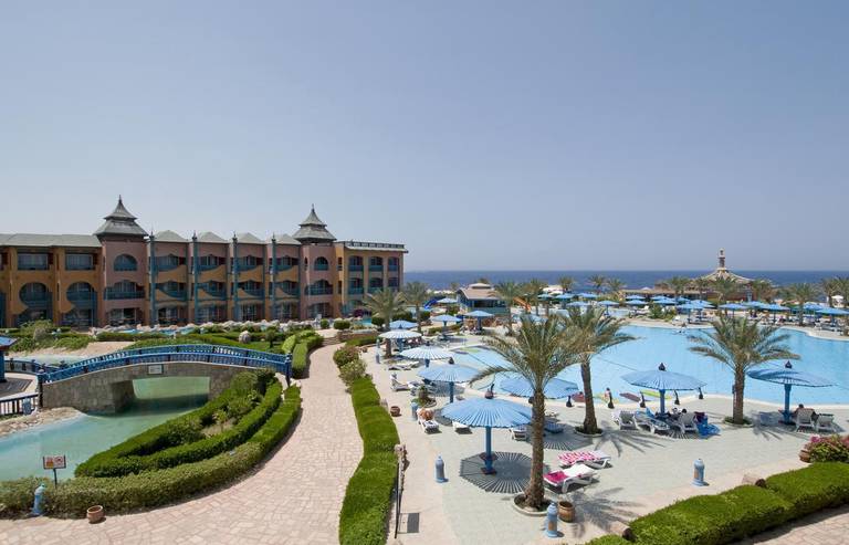 Dreams Beach Resort