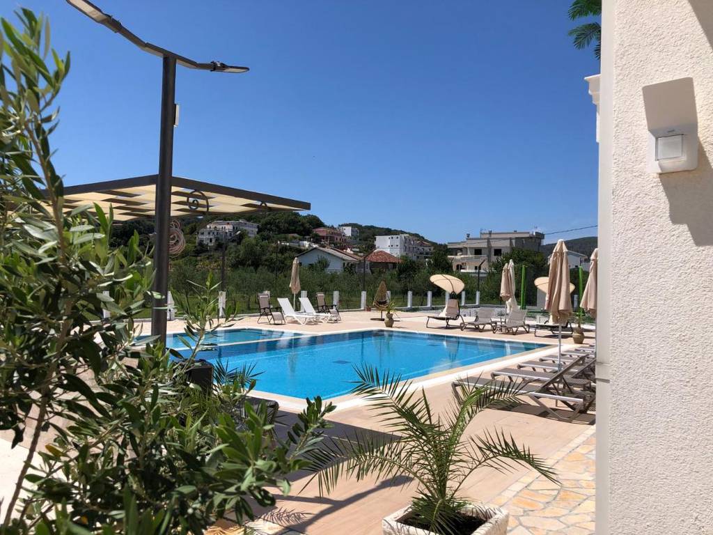 Holiday Apartments 3*