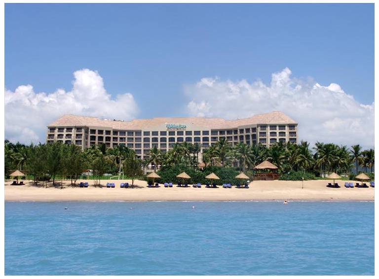Days Hotel and Suites Sanya Resort