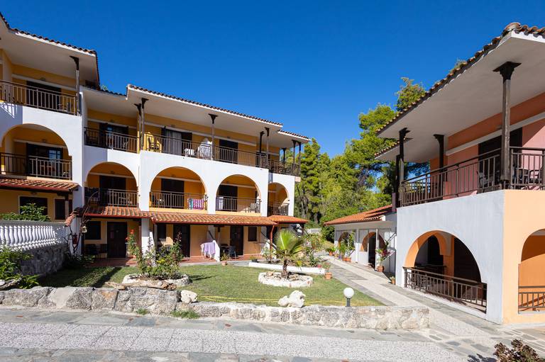 Kassandra Bay Village