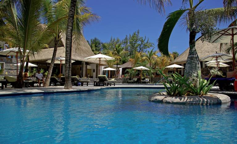 Emeraude Beach Hotel