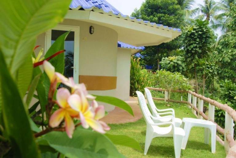 Koh Mak Buri Hut Natural Resort