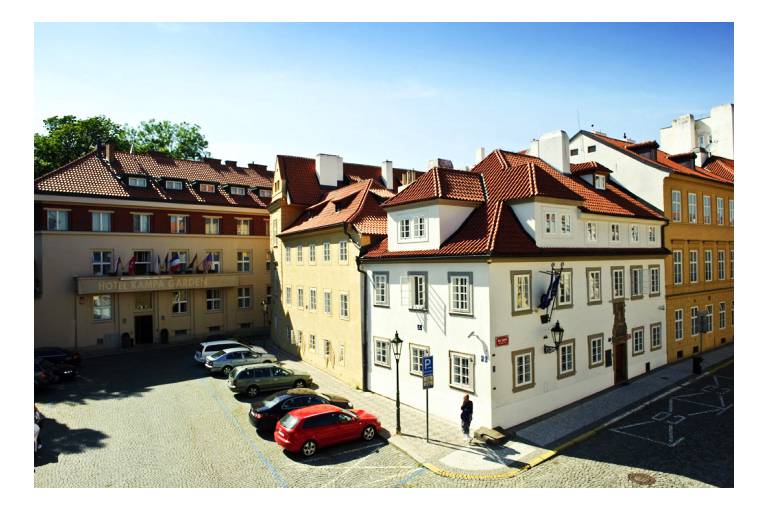 Kampa Garden