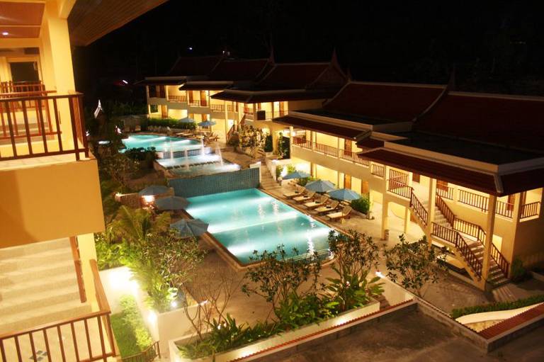Platinum Hotel