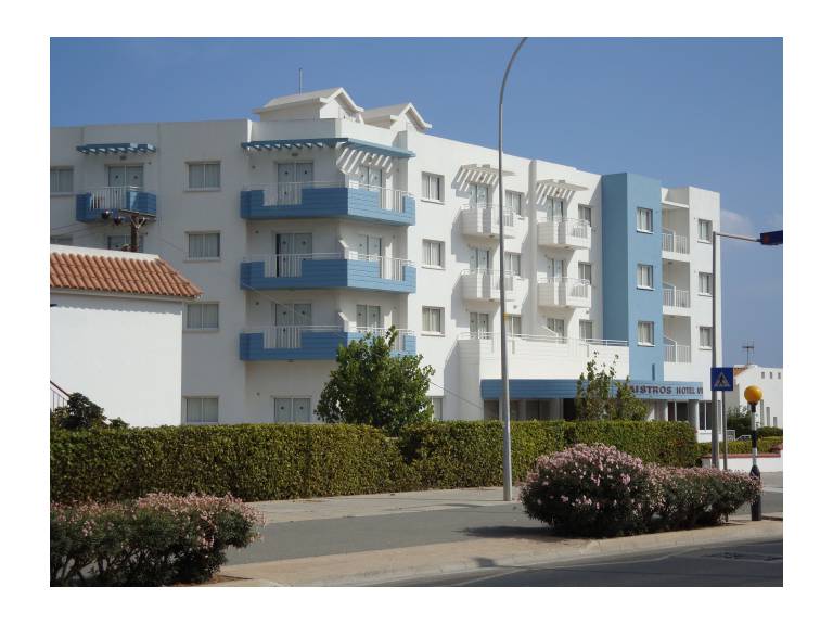 Maistros Hotel Apartments