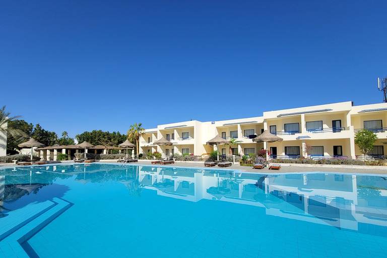 Cataract Resort Naama Bay