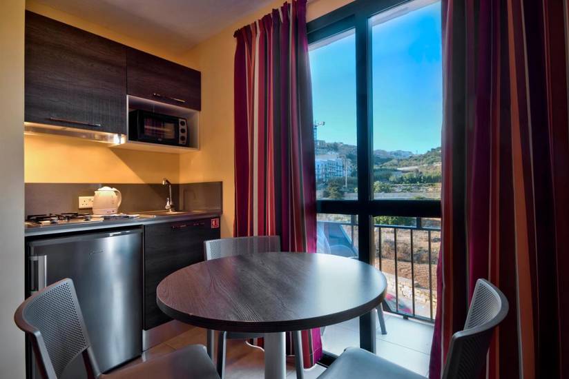 Luna Holiday Complex 3* Мальта, Мелиха