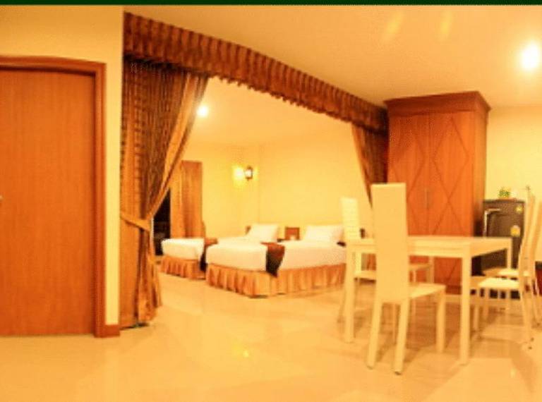 Embryo Hotel