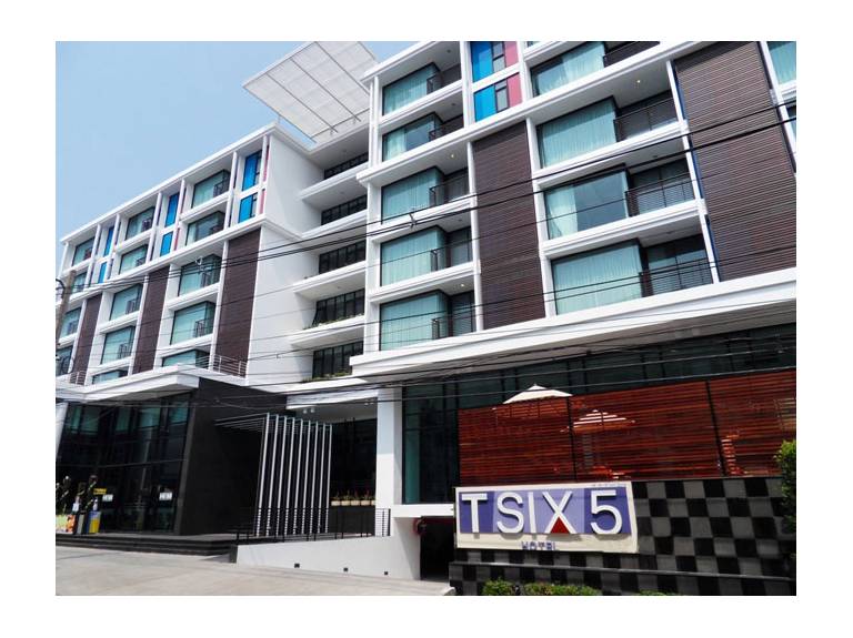 Tsix5 Hotel