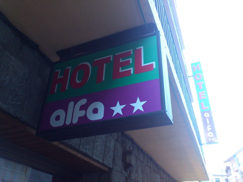 Hotel Alfa 2*