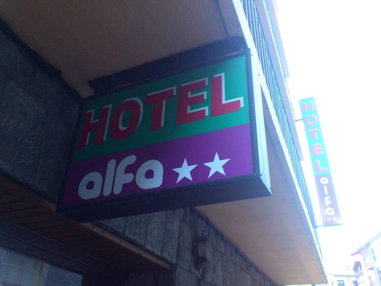 Hotel Alfa