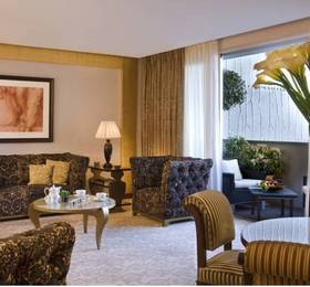 Fouquet's Barriere в Париже